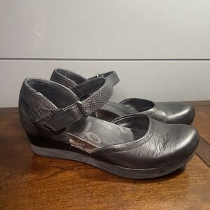 OTBT Black Leather Companion Mary Jane Wedge 6.5 Slingback Clog Shoes